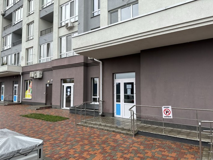 Оренда комерційного приміщення 72м2 ЖК Каховська 62А Лівобережна - фото 1