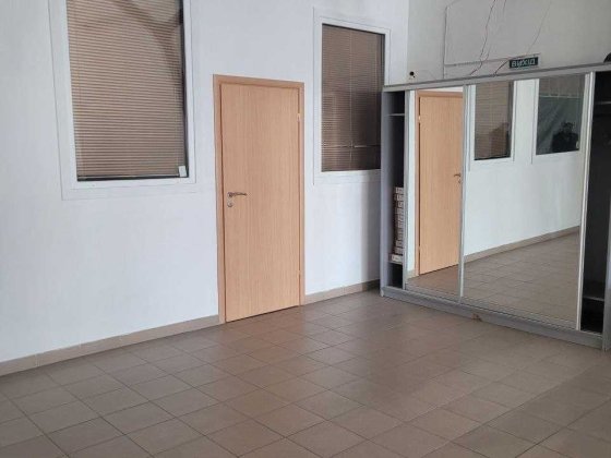 Складське приміщень 907 м2, 450,6 м2, 1273 м2 Львів, вул В. Великого 2 Львів