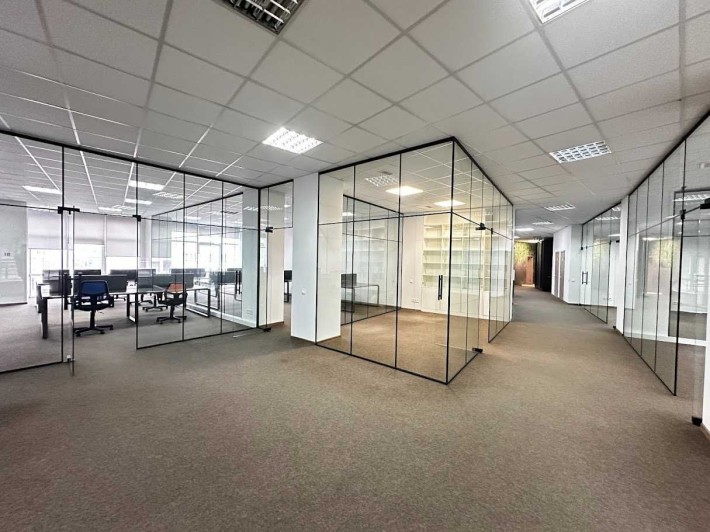 Без %! Оренда офісу з меблями в бізнес центрі на Печерську (560 кв.м.) - фото 1