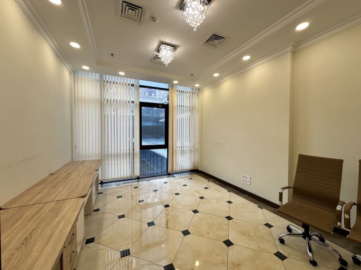 Сдам офис 61,8м.кв на Генуэзской по 15$ м² - фото 1