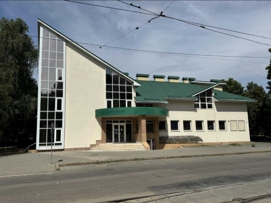 Аренда отдельно стоящего помещения 6я Слободская 1000м 100000грн