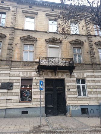 Оренда приміщення  120 м кв в Центрі під будьяку сферу діяльності - фото 1