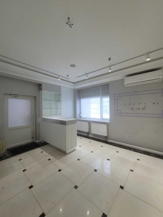 Оренда комерційного приміщення, пр. Чорновола, - фото 1