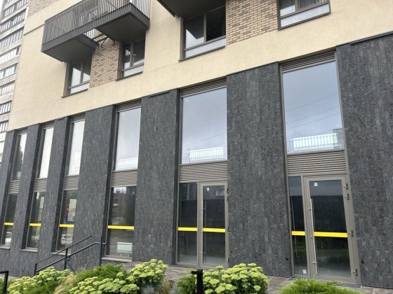Оренда фасадного приміщеня в ЖК «Будинок на Вавилових» 126,4м2 Киев