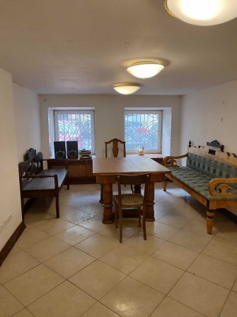 Аренда отдельного офиса 46 м Центр метро Майдан 1 этаж - фото 1