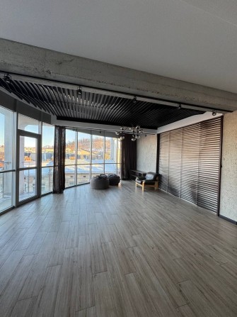 Оренда офісу з автор. дизайнерським ремонтом, 66к.м.,центр,без комісії - фото 1