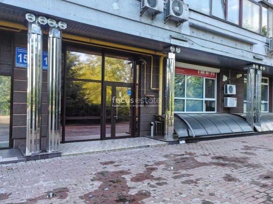 Оболонь. Без %. 220м2. Оболонська Набережна, 15. Фасад. Своя парковка. Київ