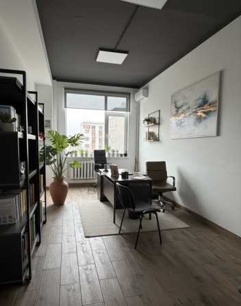 Аренда офиса вблизи моря 560 м2 - фото 1