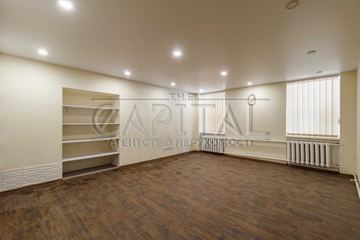 Офіс приміщення центр, вартість з комунальними, Гулівер, 65 м2, 3 каб - фото 1