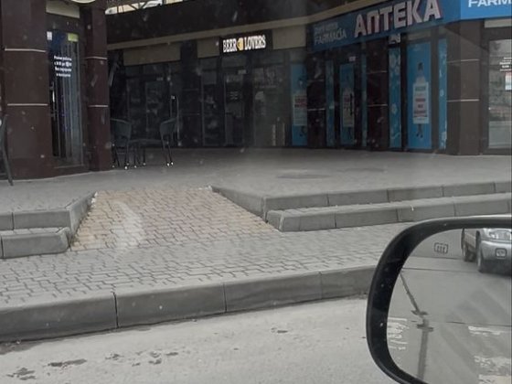 Сдам фасадное помещение на Таирова / Левитана / Радужный