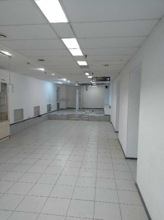 Здам приміщення вул. Сковороди, 1 хвилина до метро, підвал - фото 1