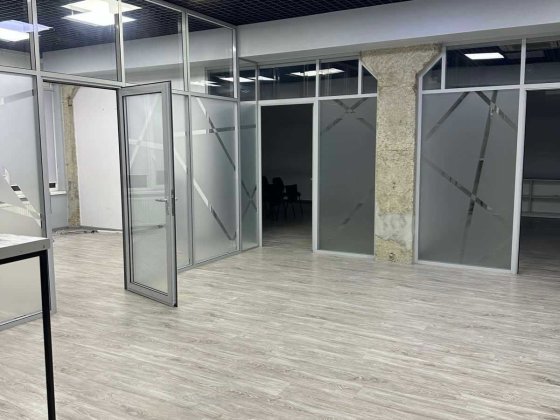Оренда офісу в центрі Подолу, 200 кв.м., метро Контрактова Киев