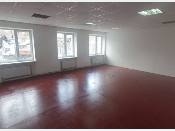 Помещение 57 м2 . Район ст.м ЮЖД. Идеально для чистого производства. Харьков