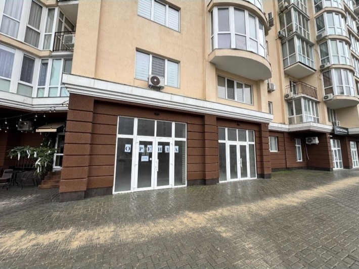 ЖК Ривьера ,новое фасадное помещение 100м 30000грн - фото 1