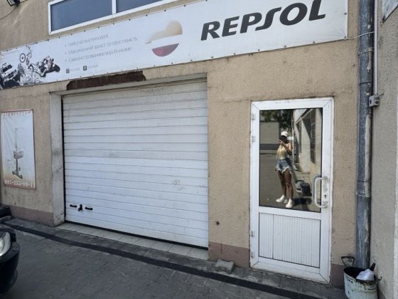 Сдам отдельное помещение с подъёмником