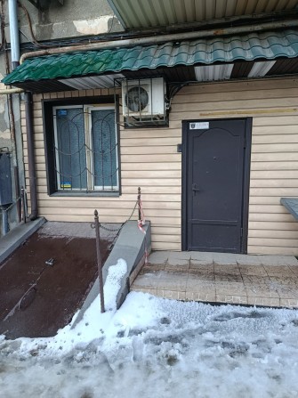 Сдам фасадное помещение Мельницкая Степовая 28 кв.м - фото 1