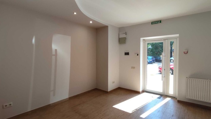 Оренда комерційного приміщення на вул. Братів Міхновських - фото 1