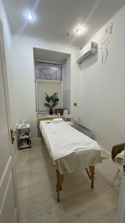Оренда кабінету в салоні краси | Центр Львова | Під масаж, вії, татуаж - фото 1