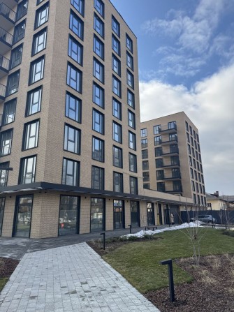 Оренда фасадного приміщення у ЖК Wabi по вул.В.Великого - фото 1