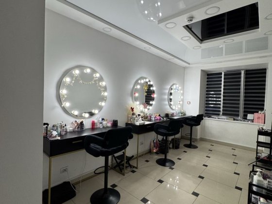 Оренда місця бровиста/візажиста Львів