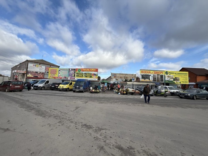 156 м.кв центральний ринок оренда - фото 1