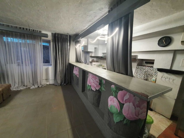 Сдам комерческое помещение 220 м п-т Шевченко - фото 1