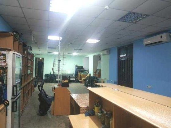 Оренда, магазин 100м2,р-н Яхт клуба- стадиона Эвис