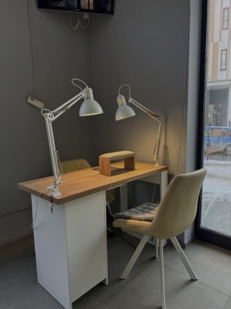 Оренда робочого стола для майстра манікюру Львів - фото 1