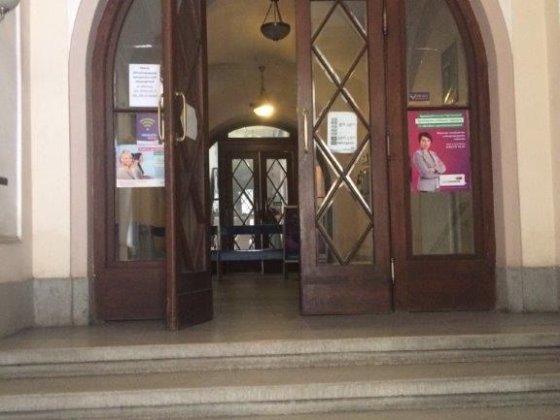 Здається в оренду 3400 м2 3 поверхи 6$ м2 Львов