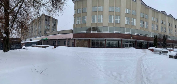 Оренда фасадного приміщення 240м2  на пр. Чорновола - фото 1