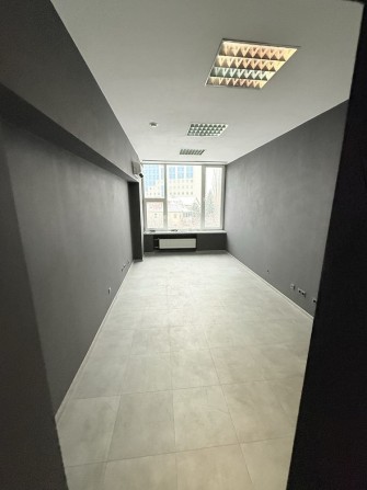 Здам офіс з новим ремотом та кондиціонером в 2 хвилинах від метро - фото 1