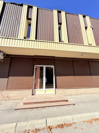 Здам приміщення з окремим входом  біля метро Ботанічний сад - фото 1