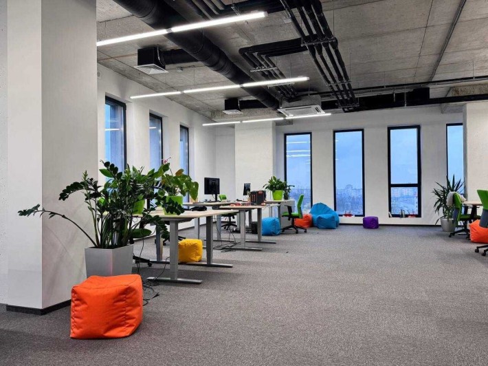 Оренда офісу 216 м2 в ТРК класу А "Viking" - фото 1