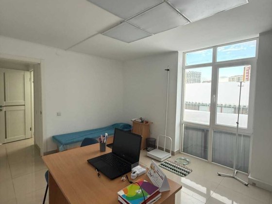 Оренда комерційне приміщення р-н Сихів фасад дворівневе окрема будівля Львів