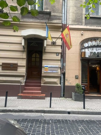 Терміново! Оренда фасад комерційне приміщеня  бічна пр.Шевченка центр - фото 1