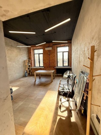 Здам офіс в 2 хвилинах від метро Площа Конституції - фото 1