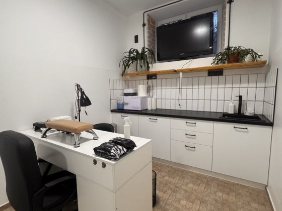 Сдам кабинет место мастера маникюра, массажиста, перманента Одеса