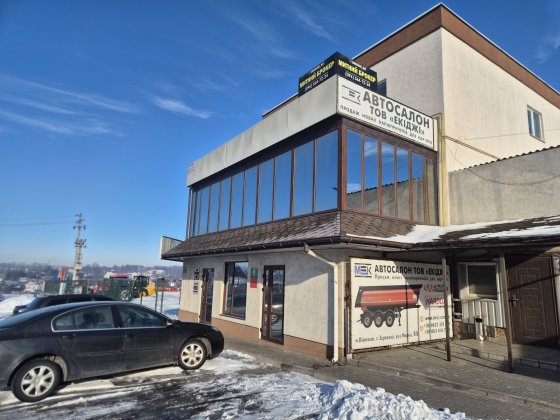 Оренда офісних приміщень від власника Зарванці