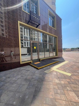 Терміново!!! Здам фасадне приміщеня в ЖК 66 Перлина - фото 1