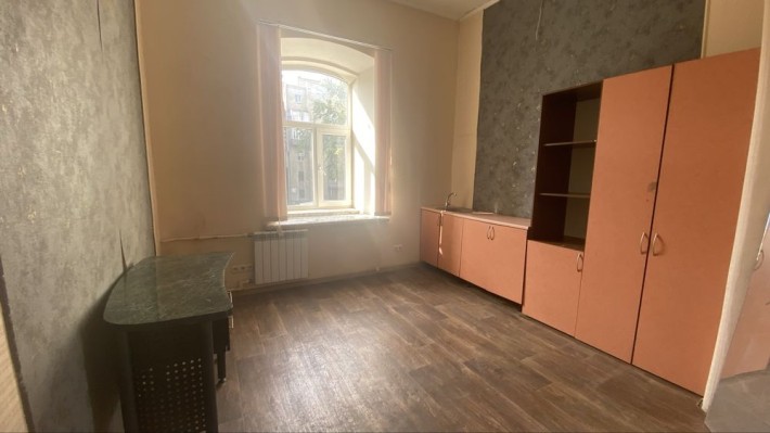 Сдается помещение под коммерцию в Харькове! Центр города, Сумская 15 - фото 1