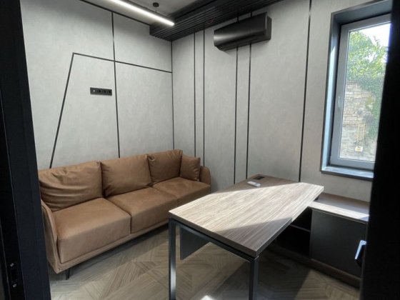 Аренда современного офиса в центре.Фасад.Мебель