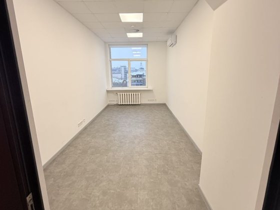 Здам офіс  з новим ремонтом біля  метро Історичний музей Харків