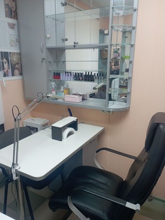 Аренда мест в салоне красоты - фото 1