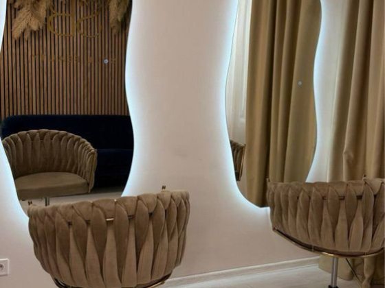 Сдам в аренду место в салоне красоты