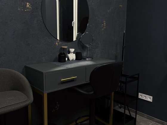 Центр рядом с Никольским Аренда места визажиста/бровиста/наращивание Харків