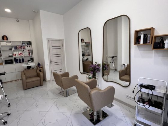 Здам крісло в салоні краси Одеса