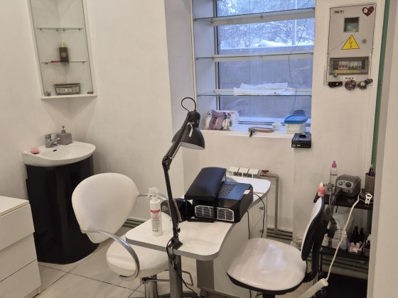 Аренда или % для мастера маникюра Харьков