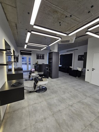 Здається в оренду стильний Barber Shop біля Автовокзалу вул.Героїв Май - фото 1