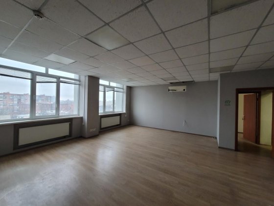 Офис 90 м2, отапливается Харків