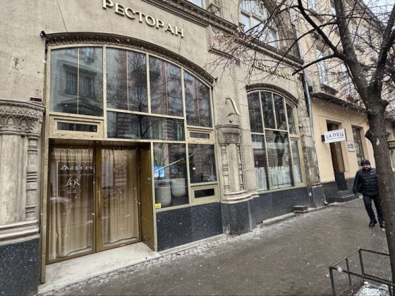 Оренда фасадного приміщення 240 м2 по вул .Січових Стрільців Львов